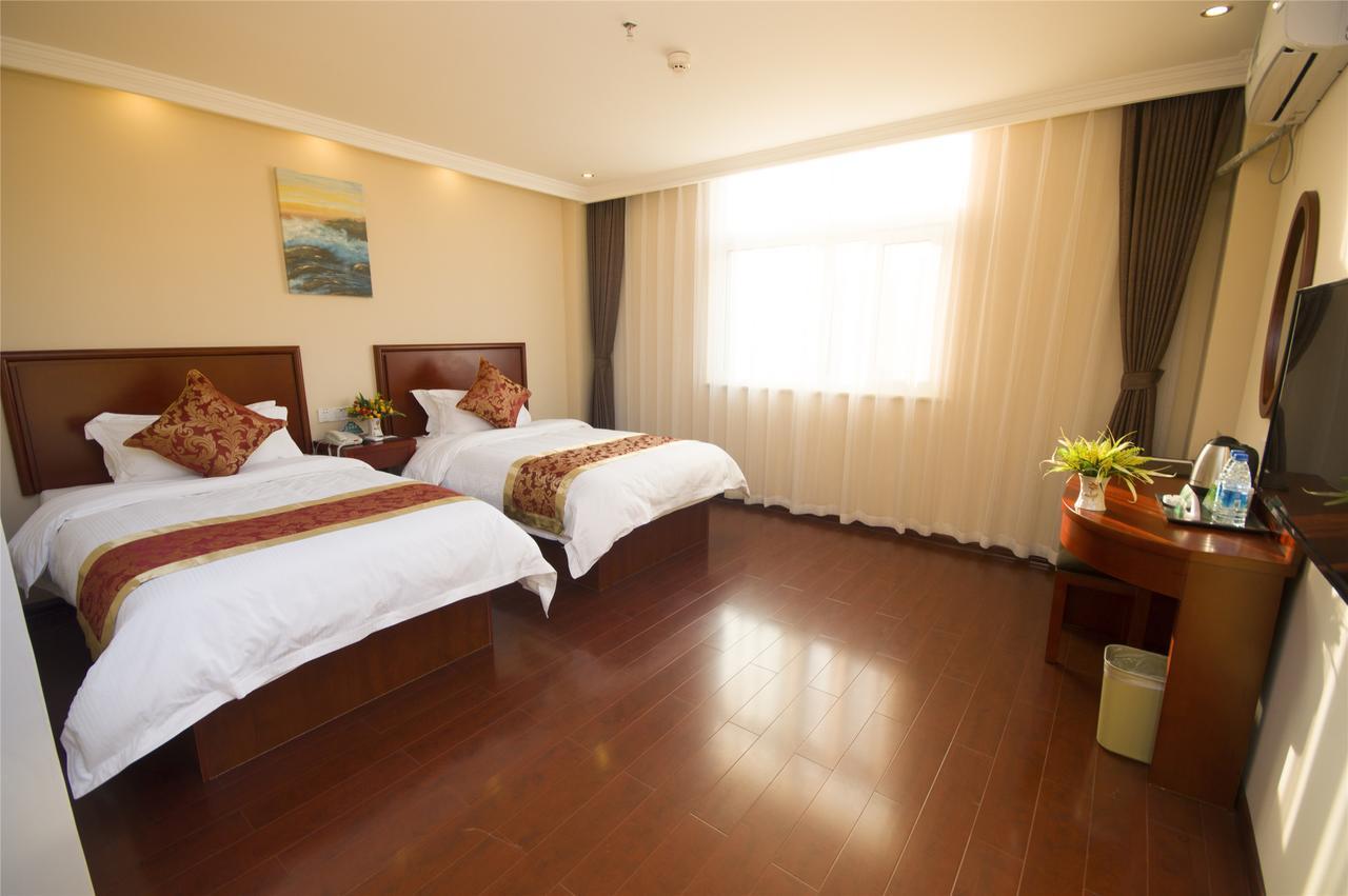 Greentree Inn Shanghai Minhang District Beiqiao Subway Station Express Hotel Buitenkant foto